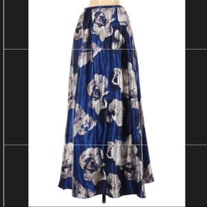 NWT Blondie Nites Floral Maxi Skirt